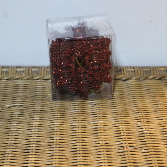 Vickerman Burgundy Snowflake Ornament. Sz. 4". 24 count. - Picture 4 of 6